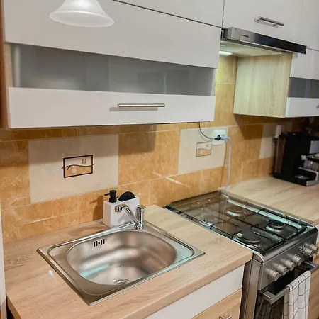 Urban - 2min Walk To Iulius Mall - 10min Walk To Center - Spacious And Comfortable