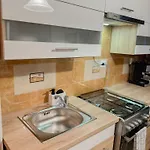 Urban - 2min Walk To Iulius Mall - 10min Walk To Center - Spacious And Comfortable