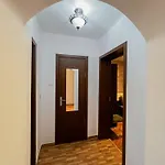 Urban - 2min Walk To Iulius Mall - 10min Walk To Center - Spacious And Comfortable Apartament Timişoara
