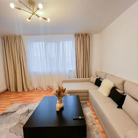 Urban - 2min Walk To Iulius Mall - 10min Walk To Center - Spacious And Comfortable