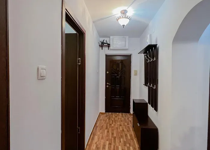 Urban - 2min Walk To Iulius Mall - 10min Walk To Center - Spacious And Comfortable