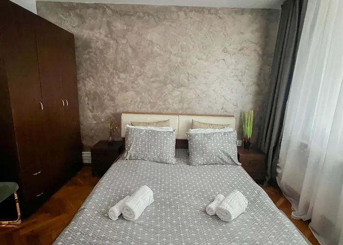 Urban - 2min Walk To Iulius Mall - 10min Walk To Center - Spacious And Comfortable Apartamento
